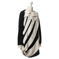 Moschino Kleid in Schwarz und Weiß 