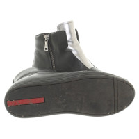 Prada Schuhe mit Metallic Details