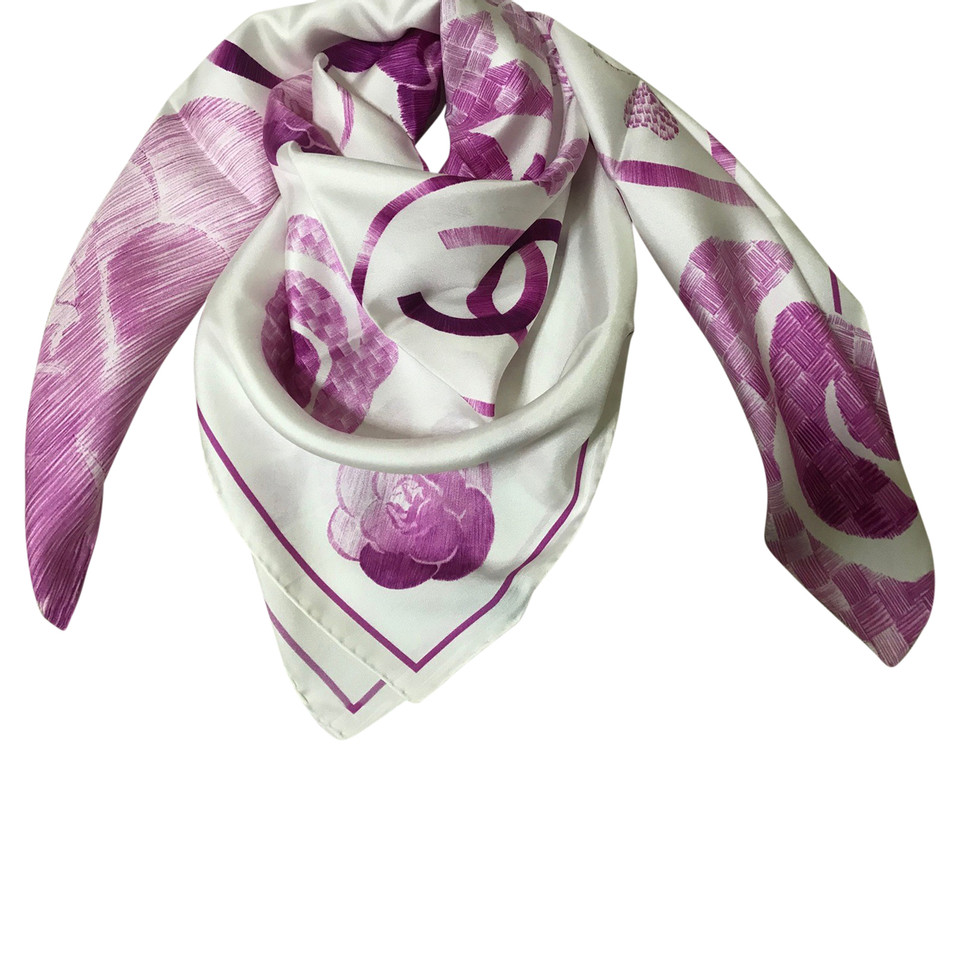 Chanel Schal/Tuch aus Seide in Rosa / Pink