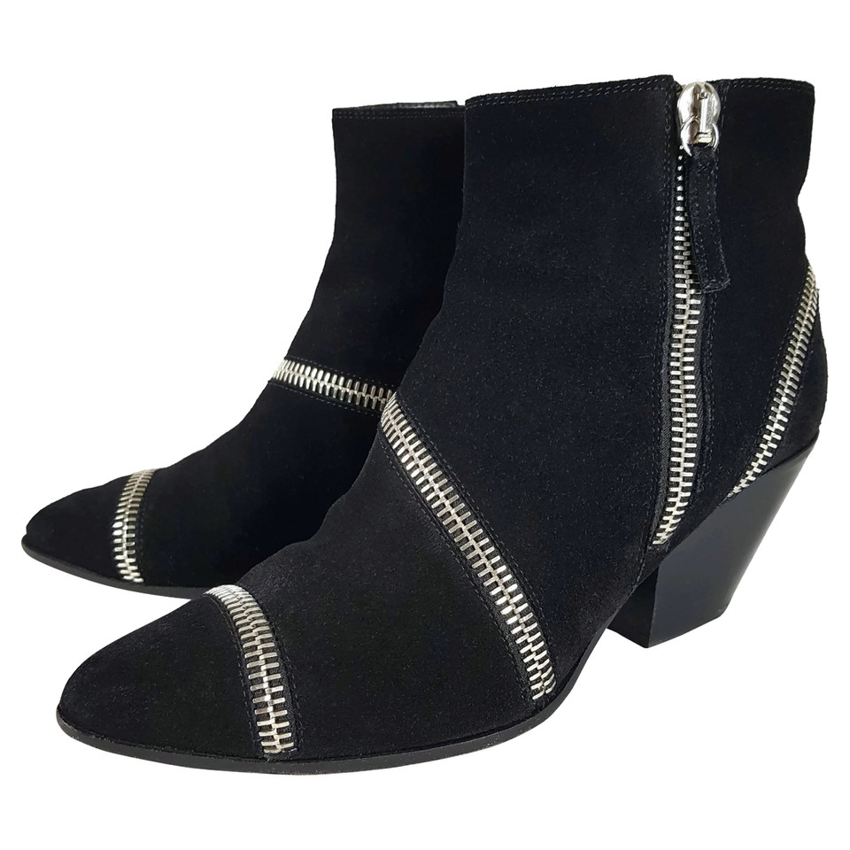 Giuseppe Zanotti Suede ankle boots