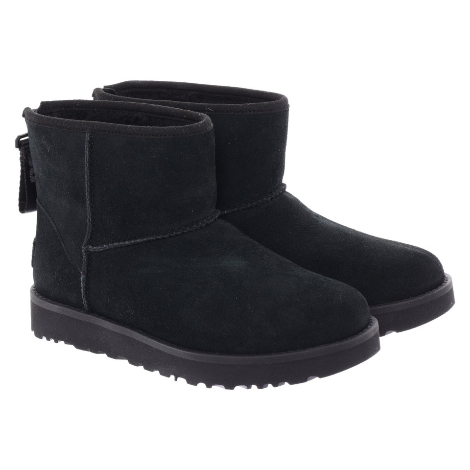 Ugg Australia Stiefeletten aus Leder in Schwarz