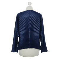 Issey Miyake Aangerimpelde blouse in blauw