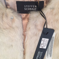 Steffen Schraut Jacke aus Kaninchenfell