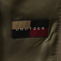 Unützer Coat with a velvet collar