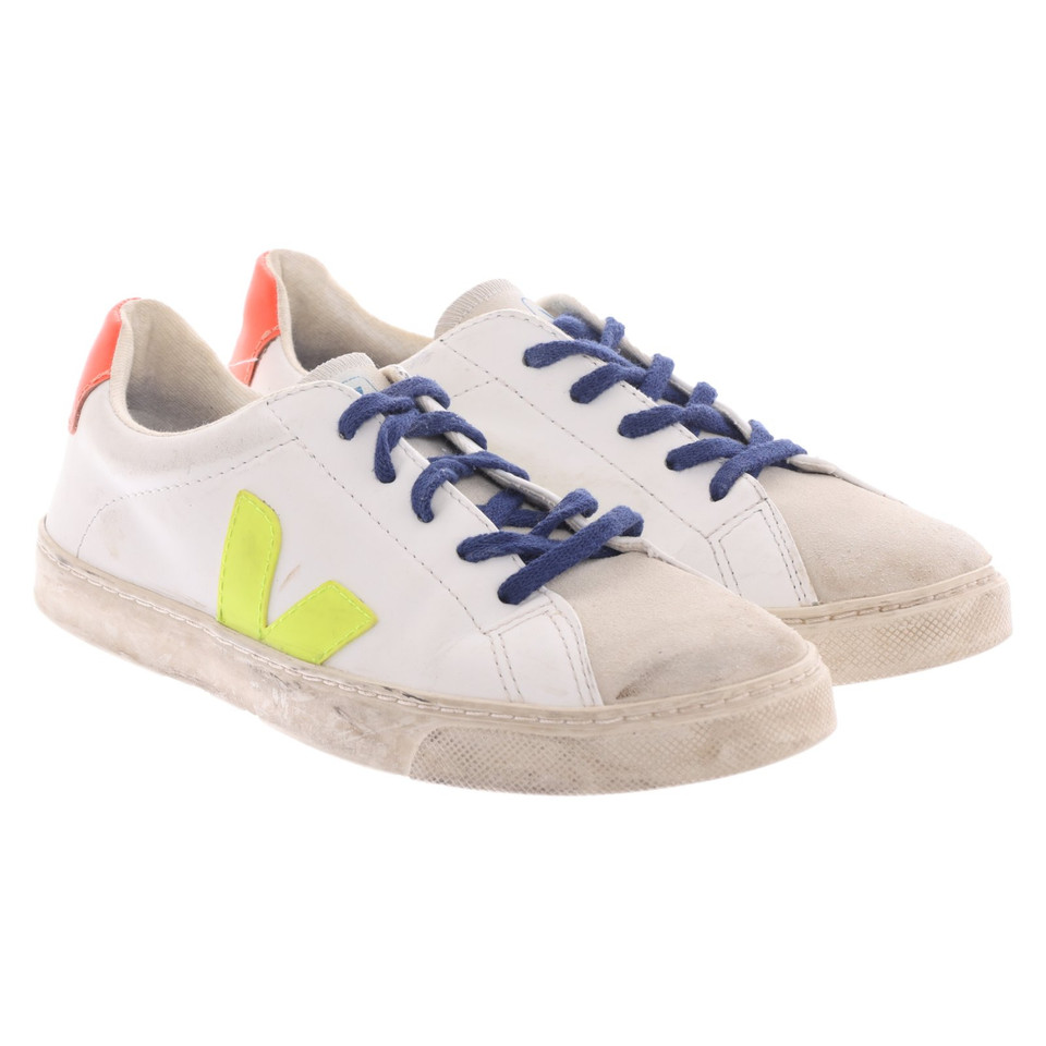 Veja Trainers Leather