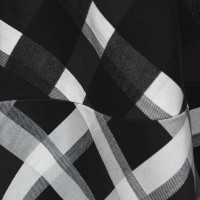 Karen Millen rok in zwart / wit