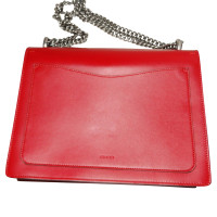 Gucci Dionysus Shoulder Bag aus Leder in Rot