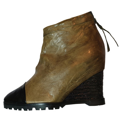 Premiata Ankle boots Leather in Khaki