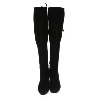 The Seller Boots Suede in Black