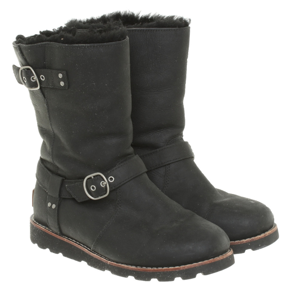 Ugg Australia Boots Leather in Black