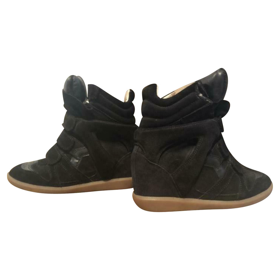 Isabel Marant Etoile Sneaker in Pelle scamosciata in Nero