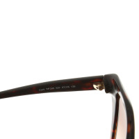Tom Ford Sunglasses with shieldpatt pattern