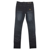 D&G jeans vernietigd