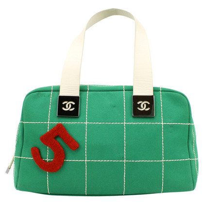 Chanel Handtasche aus Canvas in Grün
