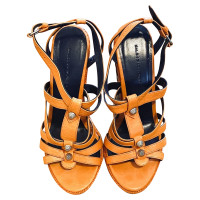 Balenciaga Sandales en Cuir en Orange