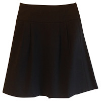 Theory skirt with pleats
