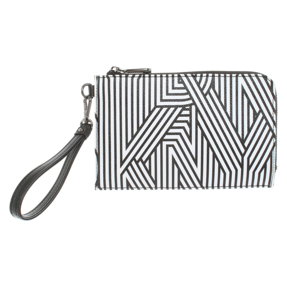 Dkny Clutch