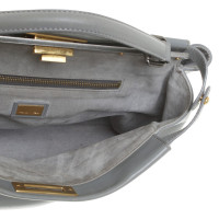 Fendi Peekaboo Bag Large aus Leder in Grau