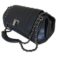 Chanel Accordion East West Flap Bag in Pelle in Nero