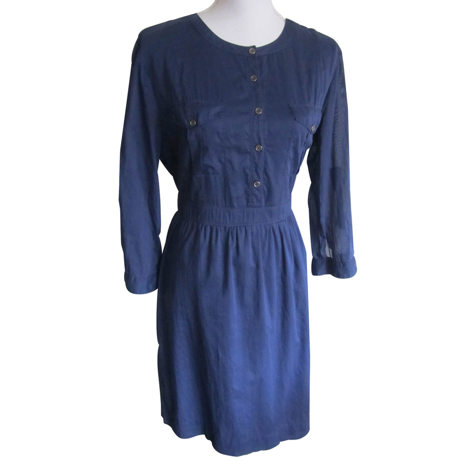 Burberry Blue summer dress.