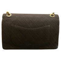 Chanel Classic Flap Bag Medium in Lana in Nero