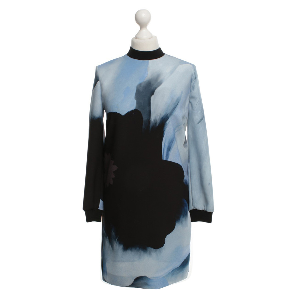 Victoria By Victoria Beckham robe oversize en bleu / noir