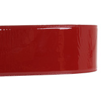 Yves Saint Laurent Gürtel aus Lackleder in Rot