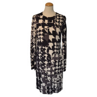 Strenesse Dress with graphic pattern