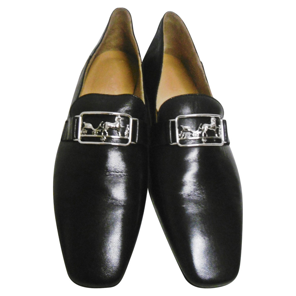 Hermès Slippers/Ballerinas Leather in Black