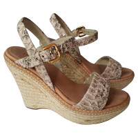 Prada Sandalen Leer in Beige