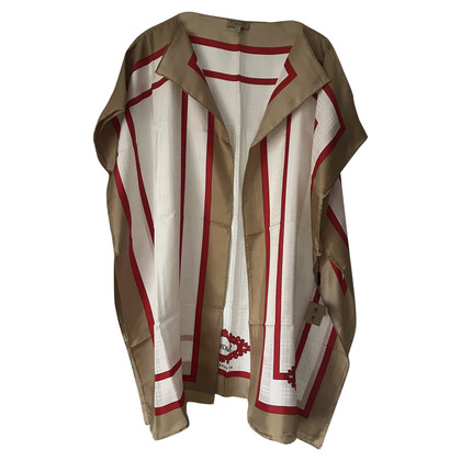 Burberry Jacket/Coat Silk in Beige