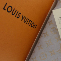 Louis Vuitton Chale louis vuitton shine