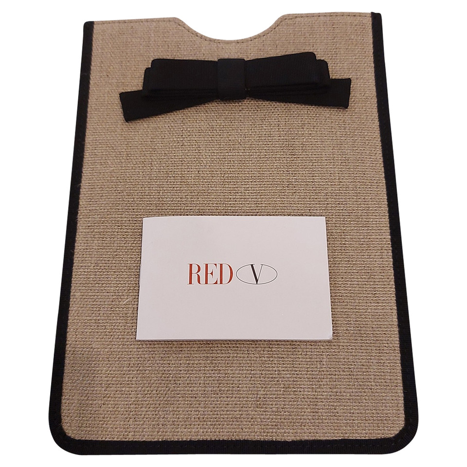 Red (V) Accessoire aus Canvas in Beige