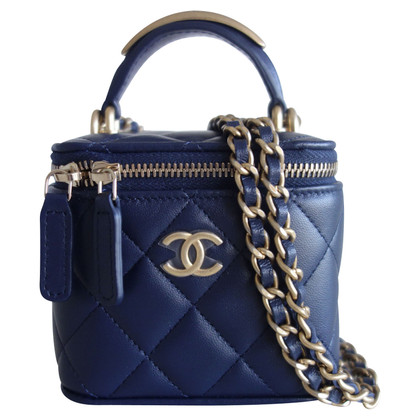 Chanel Vanity Small Case with Chain aus Leder in Blau