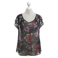 Dkny top with pattern