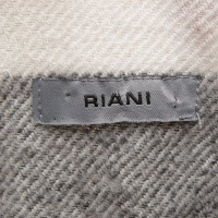 Riani Scarf with plaid pattern