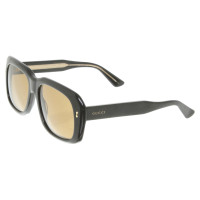 Gucci Sunglasses in black