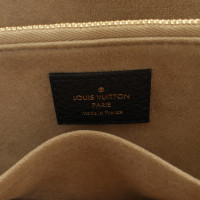 Louis Vuitton "Volta Taurillon Leder" in Schwarz