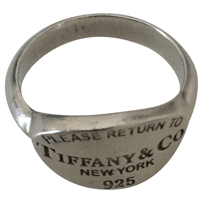 Tiffany & Co. Return to Tiffany ring