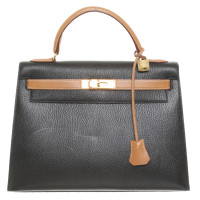 Hermès Kelly Bag 32 Leather in Black