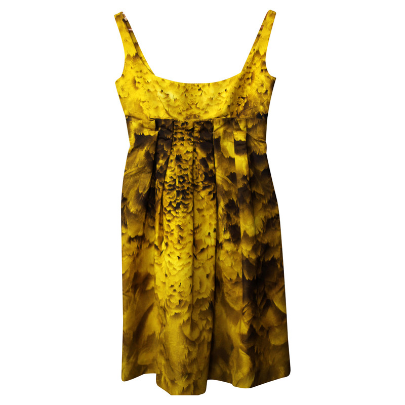 Prada Gelbes Kleid Mit Feder Print Second Hand Prada Gelbes Kleid Mit Feder Print Gebraucht Kaufen Fur 590