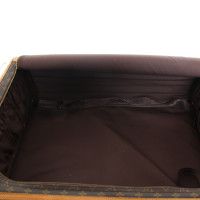 Louis Vuitton Travel case made of monogram canvas