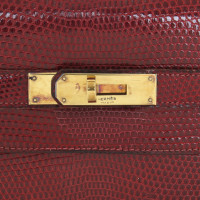 Hermès Kelly Bag 32 Leather in Bordeaux