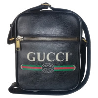 Gucci Umhängetasche aus Leder in Schwarz