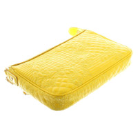 Gianni Versace Lacklederhandtasche in Gelb