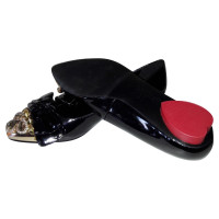 Moschino Love Patent leather slippers with gemstones