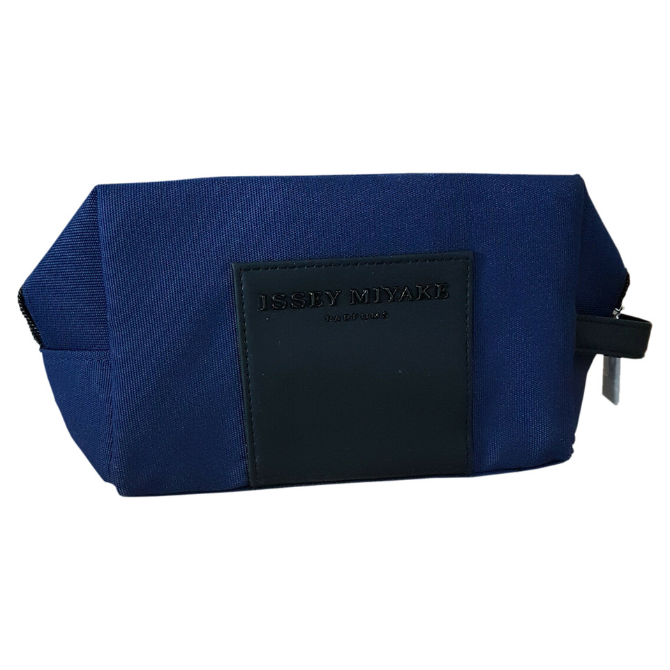 Issey Miyake Clutch Bag in Blue