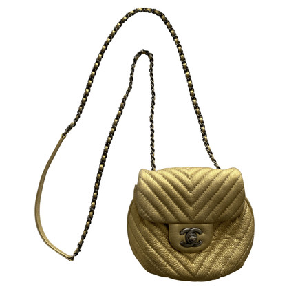 Chanel Shoulder bag Leather in Gold