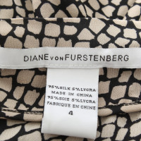 Diane Von Furstenberg Camicetta con motivo grafico