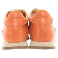 Hermès Sneakers in orange